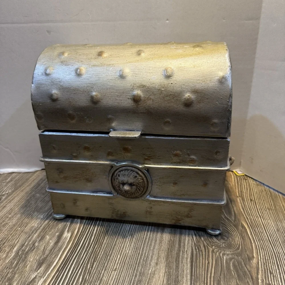 Metal Hinged Treasure‎ Box Studded With Lions On It Beautiful Piece